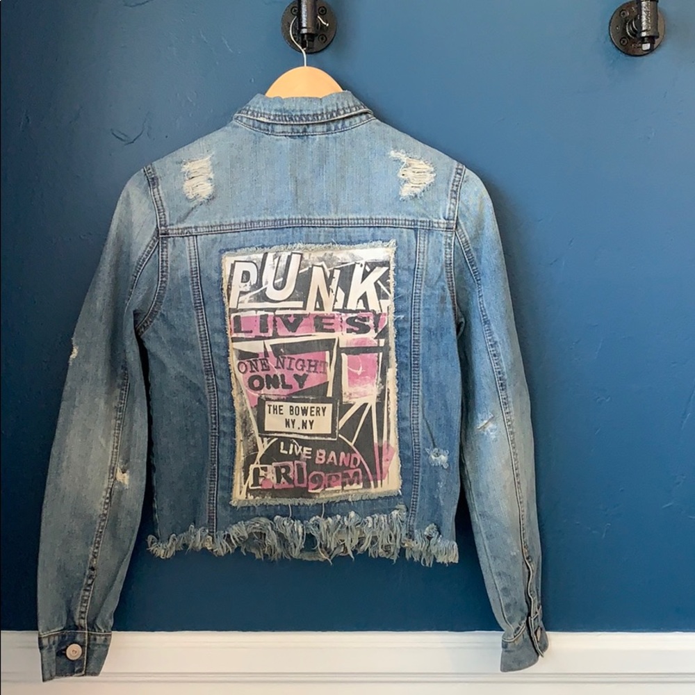 Denim Jacket ๐ - Picture 2 of 4
